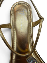 Load image into Gallery viewer, Giuseppe Zanotti Pre-Owned Gold Crystal Toe-Ring Flat Sandals - view 3