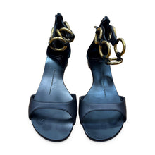 Load image into Gallery viewer, Giuseppe Zanotti Pre-Owned Black Chain-Link Flat Sandals - view 1