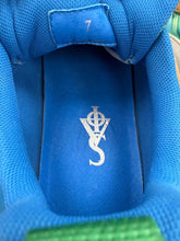 Load image into Gallery viewer, SIA Collective Pre-Owned Athletic Sneakers - view 5
