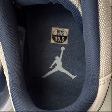 Load image into Gallery viewer, Jordan Pre-Owned Air Jordan 11 Retro Low Navy Sneakers - view 4
