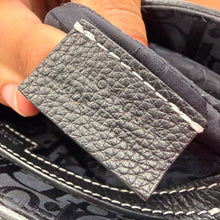 Load image into Gallery viewer, Christian Dior Pre-Owned Saddle Messenger Bag Black Leather - view 4
