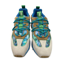 Load image into Gallery viewer, SIA Collective Pre-Owned Athletic Sneakers - view 1
