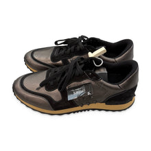 Load image into Gallery viewer, Valentino Garavani Pre-Owned Rockrunner Camouflage Noir Sneaker - view 2
