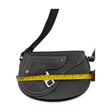 Load image into Gallery viewer, Christian Dior Pre-Owned Saddle Messenger Bag Black Leather - view 5

