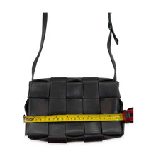 Load image into Gallery viewer, Bottega Veneta Pre-Owned Black Intreccio Crossbody Bag - view 6
